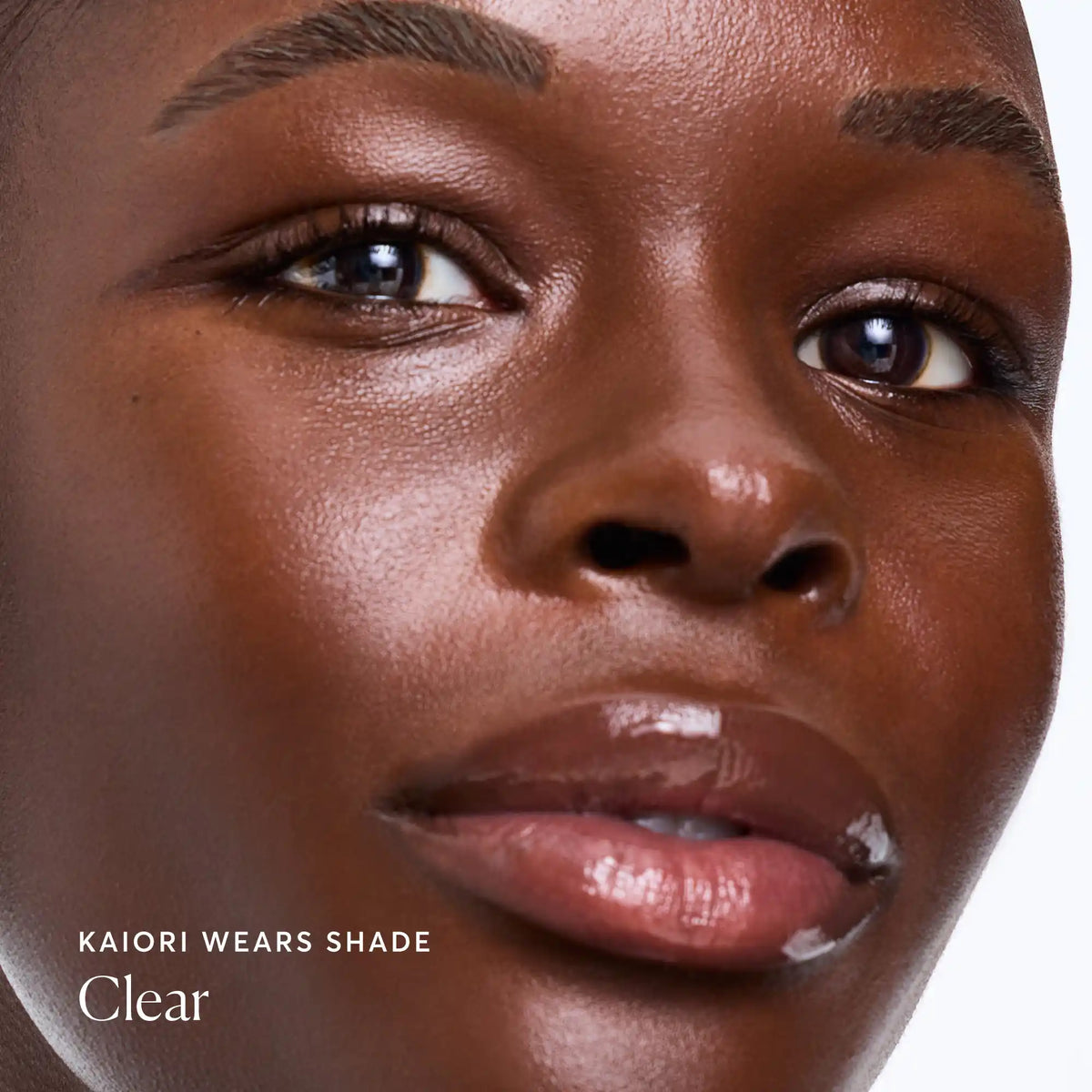 phyto-glow-lip-balm-clear-o9 NATR-60066-Alt-Images-Phyto-Glow-Lip-Balm-Clear-04.webp