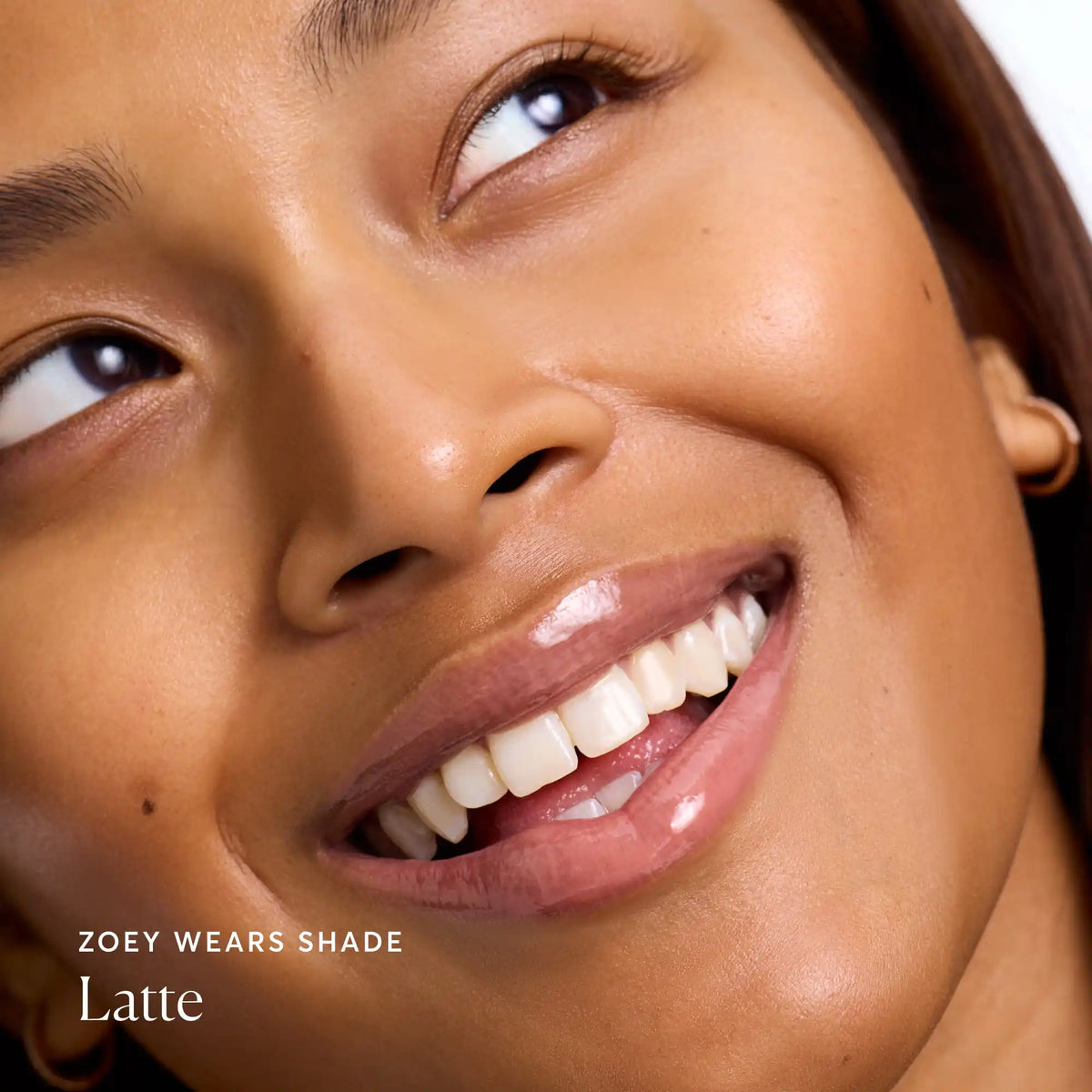 phyto-glow-lip-balm-latte-n3 NATR-60110-Alt-Images-Phyto-Glow-Lip-Balm-Latte-04.webp
